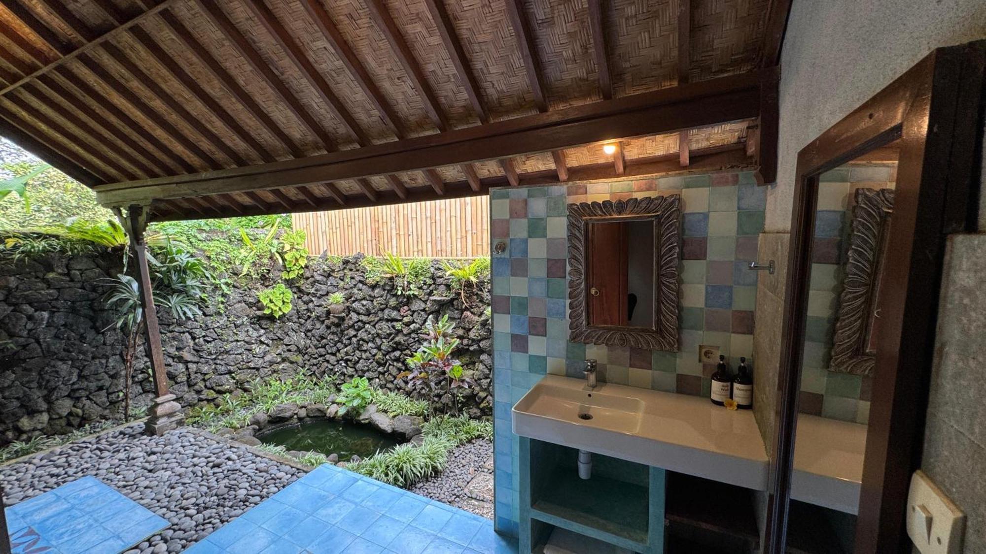 Villa Karma Loka Sidemen  Exterior photo